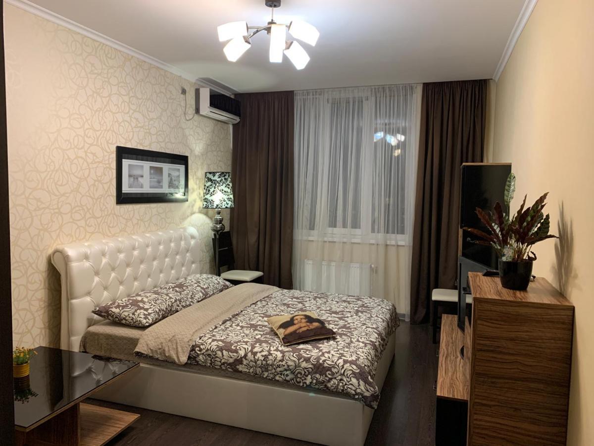 1-ком квартира на 18 этаже Позняки ул. Урловская 23-А Київ Екстер'єр фото